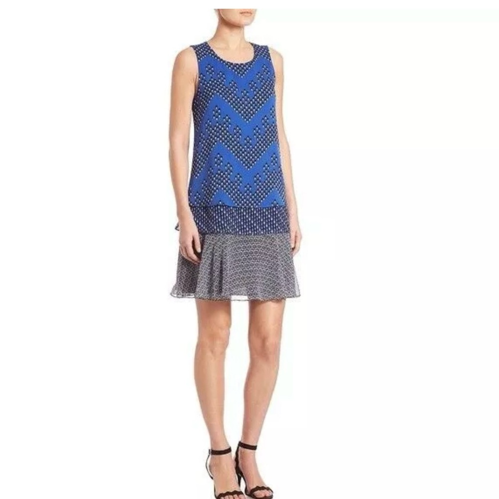 Diane von Furstenberg Geometric Blue Silk Tiered Liza Shift Dress, Size S (P)‎